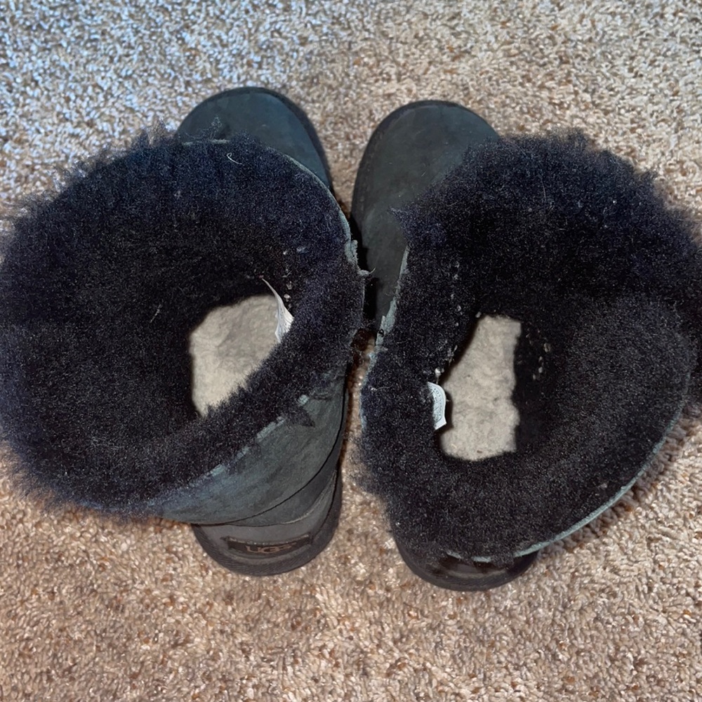 black ugg boots 🖤 - Picture 4 of 4